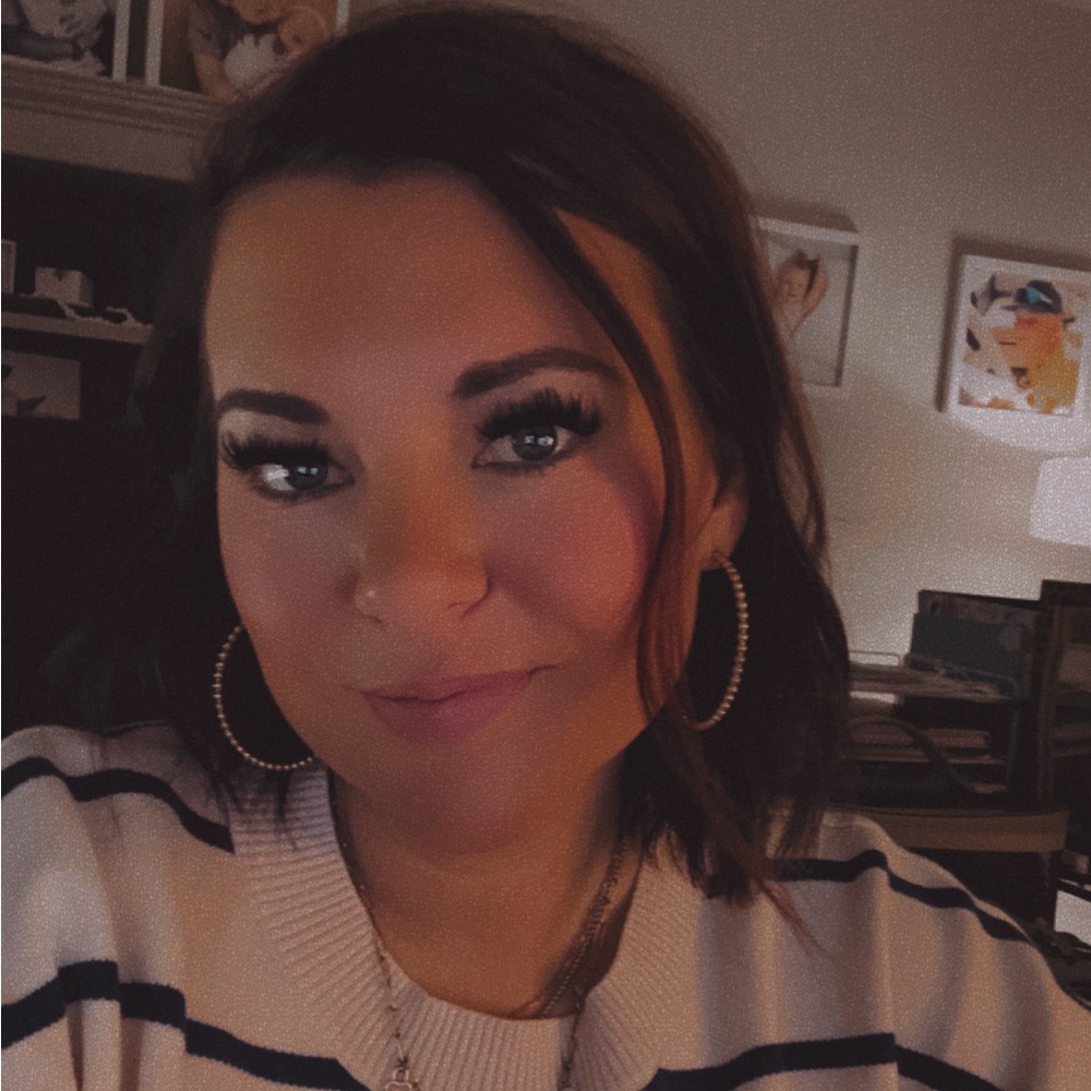 Meet your Posher, Torri